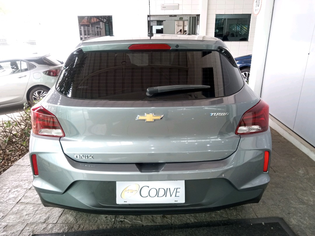 ONIX 1.0 TURBO FLEX LT AUTOMÁTICO5