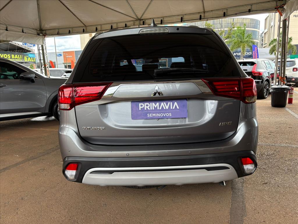 OUTLANDER 2.0 MIVEC GASOLINA HPE AUTOMÁTICO2