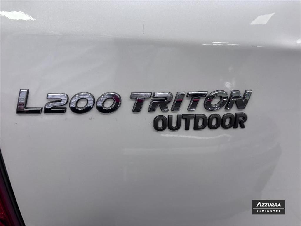 L200 TRITON 2.4 16V TURBO DIESEL GLS CD 4X4 AUTOMÁTICO