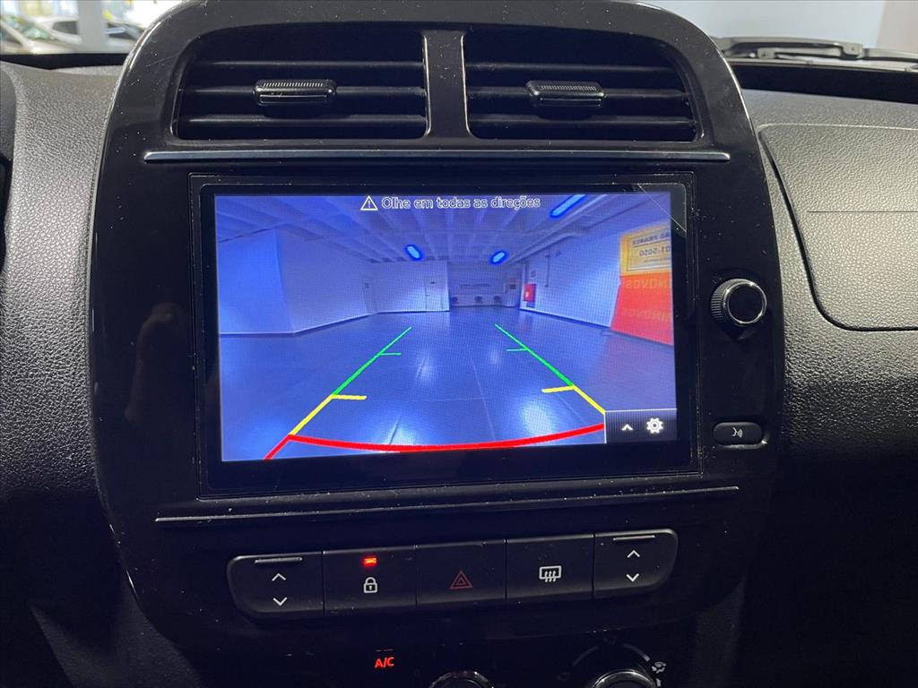 KWID 1.0 12V SCE FLEX OUTSIDER MANUAL