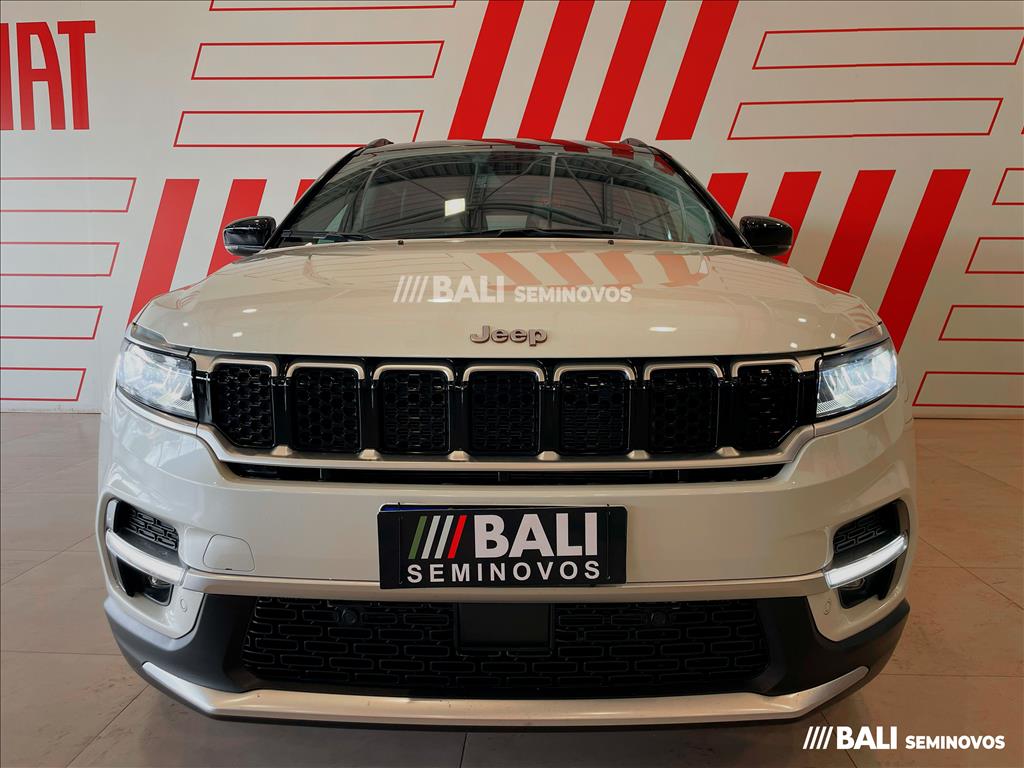 COMMANDER 1.3 T270 TURBO FLEX LONGITUDE AT62 COMMANDER 1.3 T270 TURBO FLEX LONGITUDE AT62