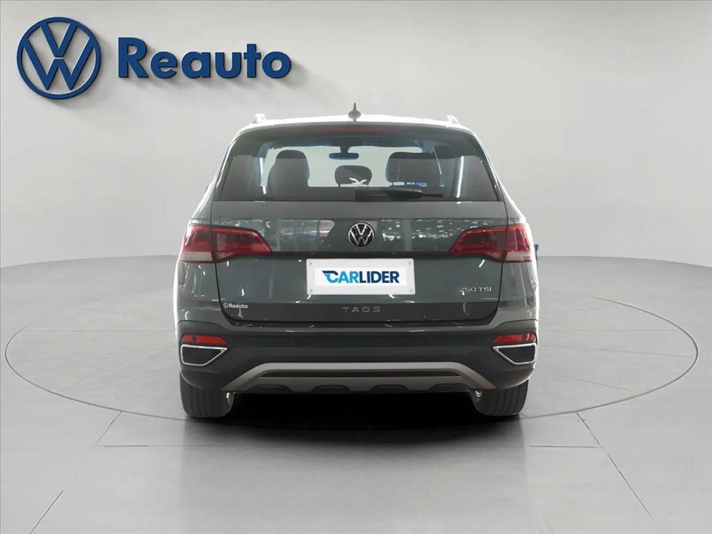 TAOS 1.4 250 TSI TOTAL FLEX COMFORTLINE AUTOMÁTICO4