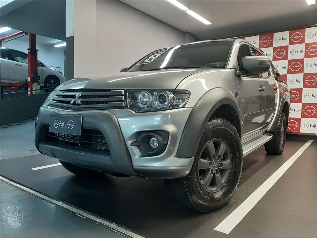 L200 OUTDOOR 3.2 4X4 CD 16V TURBO INTERCOOLER DIESEL 4P AUTOMÁTICO L200 OUTDOOR 3.2 4X4 CD 16V TURBO INTERCOOLER DIESEL 4P AUTOMÁTICO