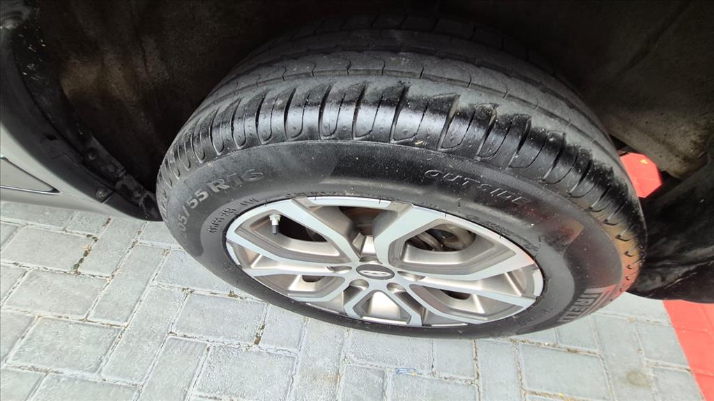 Foto ilustrativa do carro