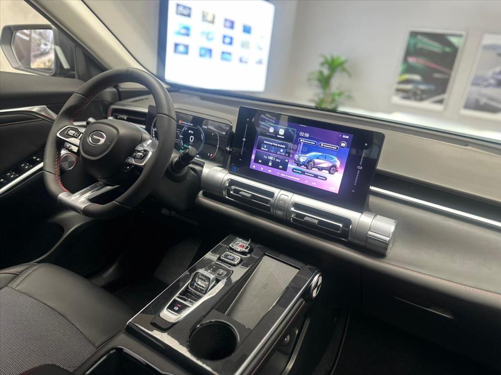 GS4 2.0 HEV PREMIUM AUTOMÁTICO4