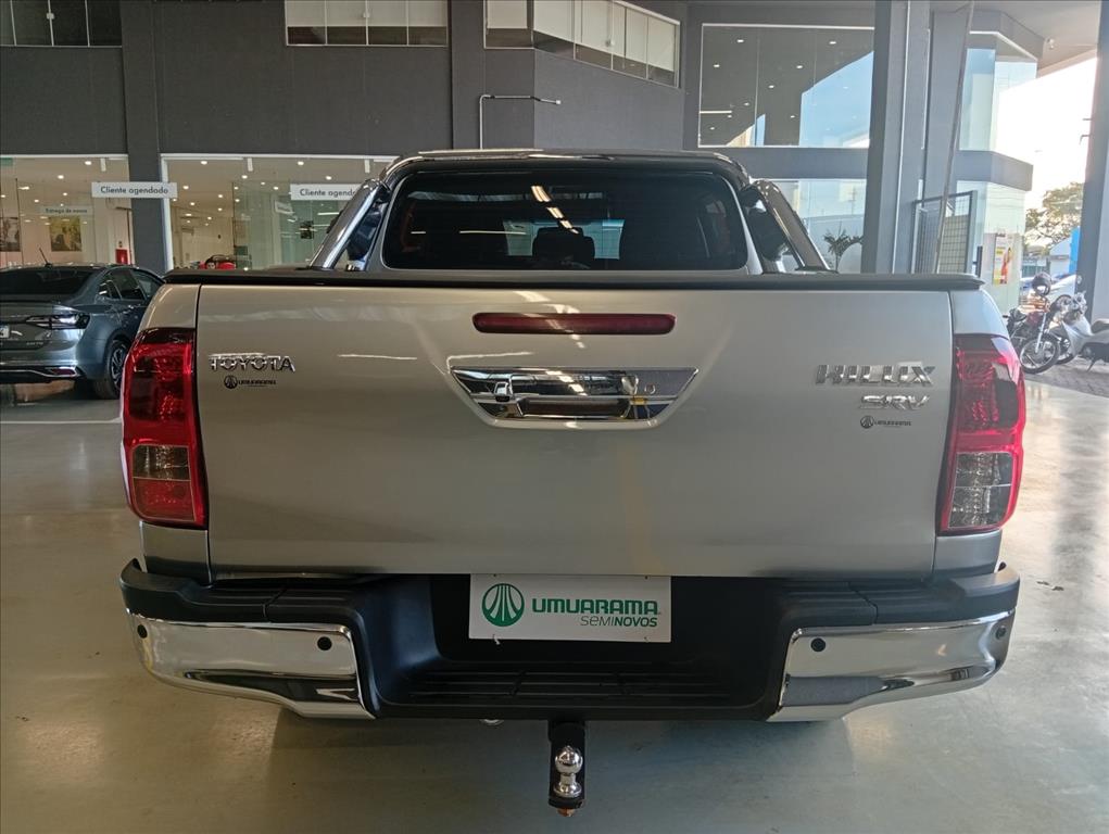 HILUX 2.8 D-4D TURBO DIESEL CD SRV 4X4 AUTOMÁTICO3