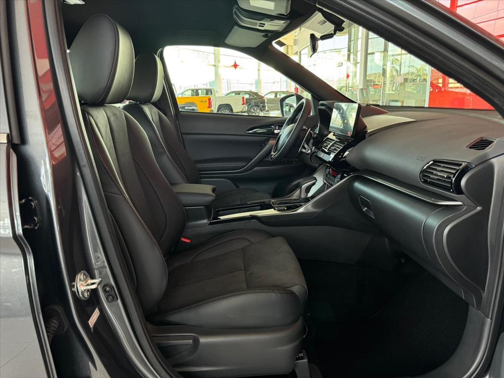 Mitsubishi-ECLIPSE CROSS-1.5 MIVEC TURBO GASOLINA TARMAC CVT