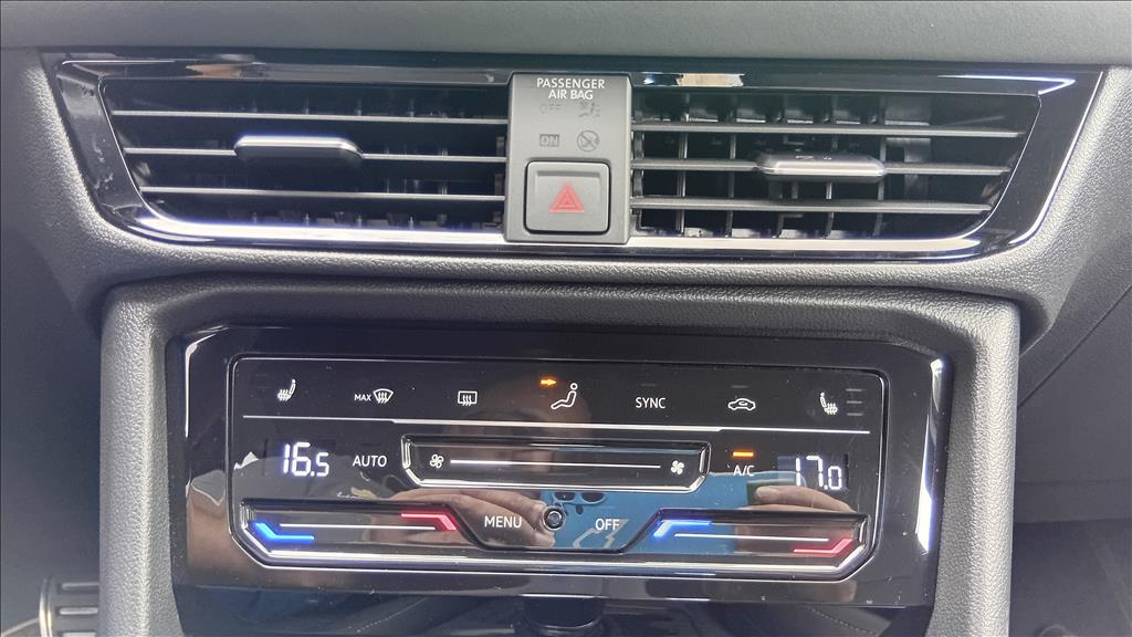 TAOS 1.4 250 TSI TOTAL FLEX HIGHLINE AUTOMÁTICO14