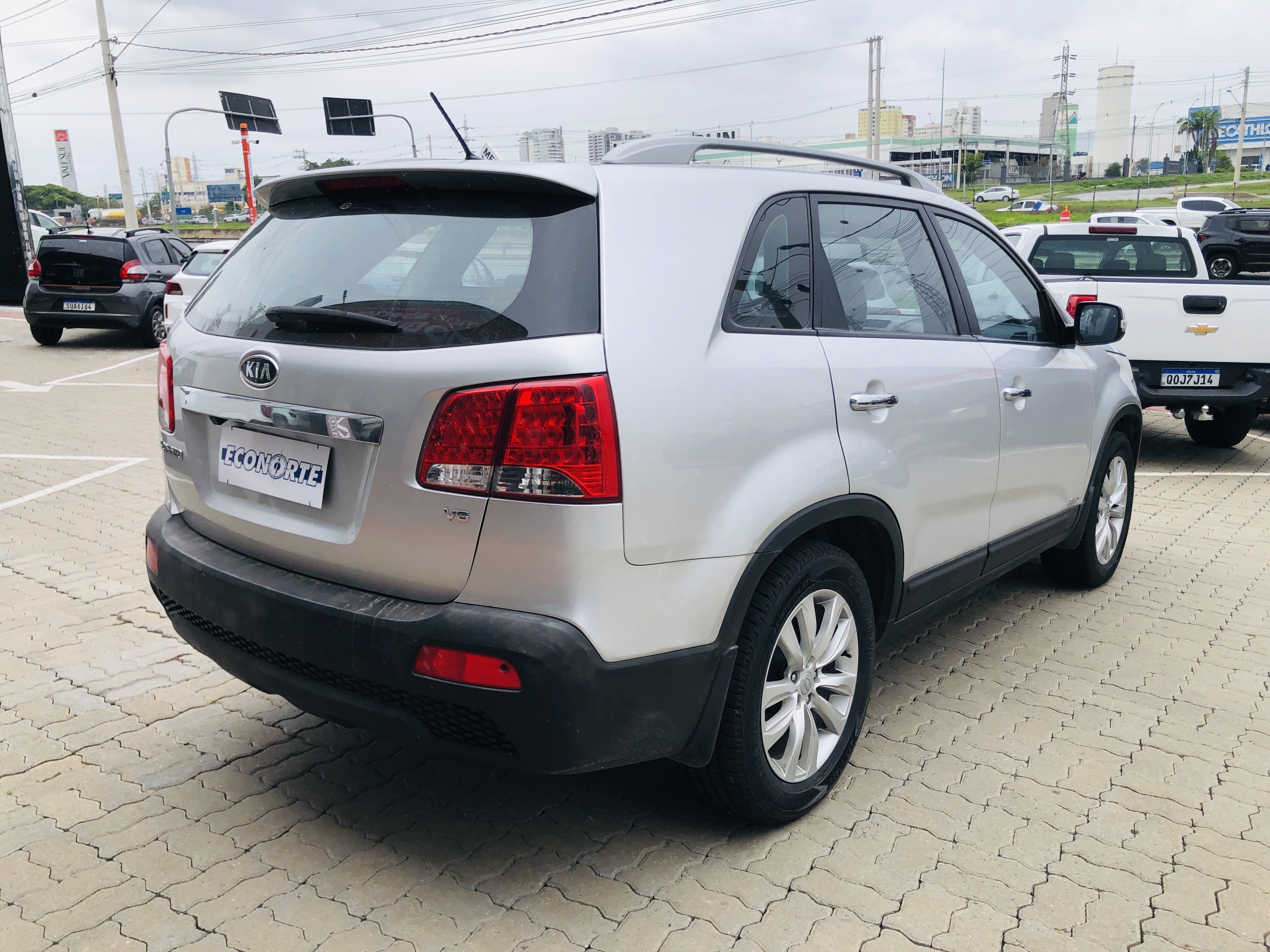 SORENTO 3.5 S.658 V6 4X4 24V GASOLINA 4P AUTOMÁTICO3