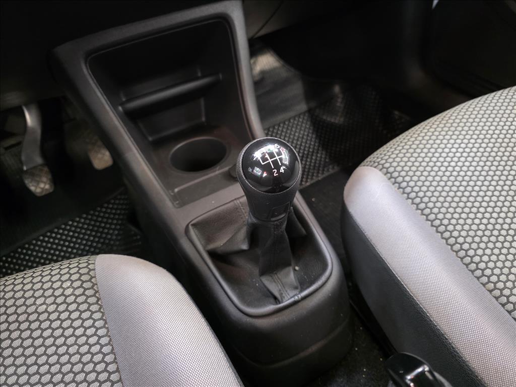 UP 1.0 MPI TRACK 12V FLEX 4P MANUAL11