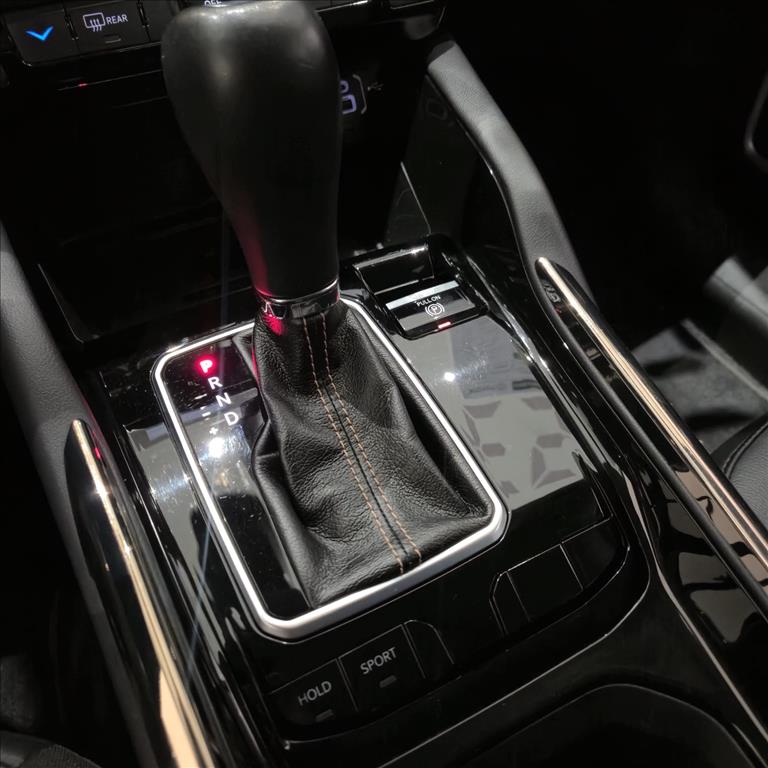 COMMANDER 1.3 T270 TURBO FLEX LIMITED AT69