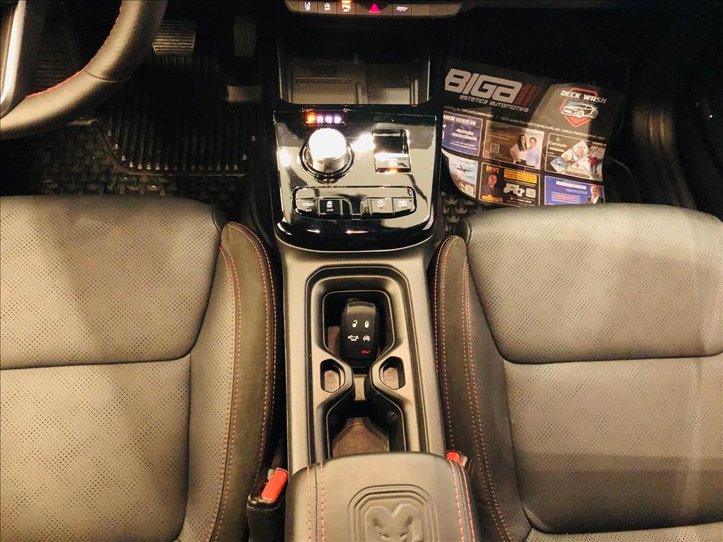 RAMPAGE 2.0 HURRICANE 4 TURBO GASOLINA R/T 4X4 AUTOMÁTICO12