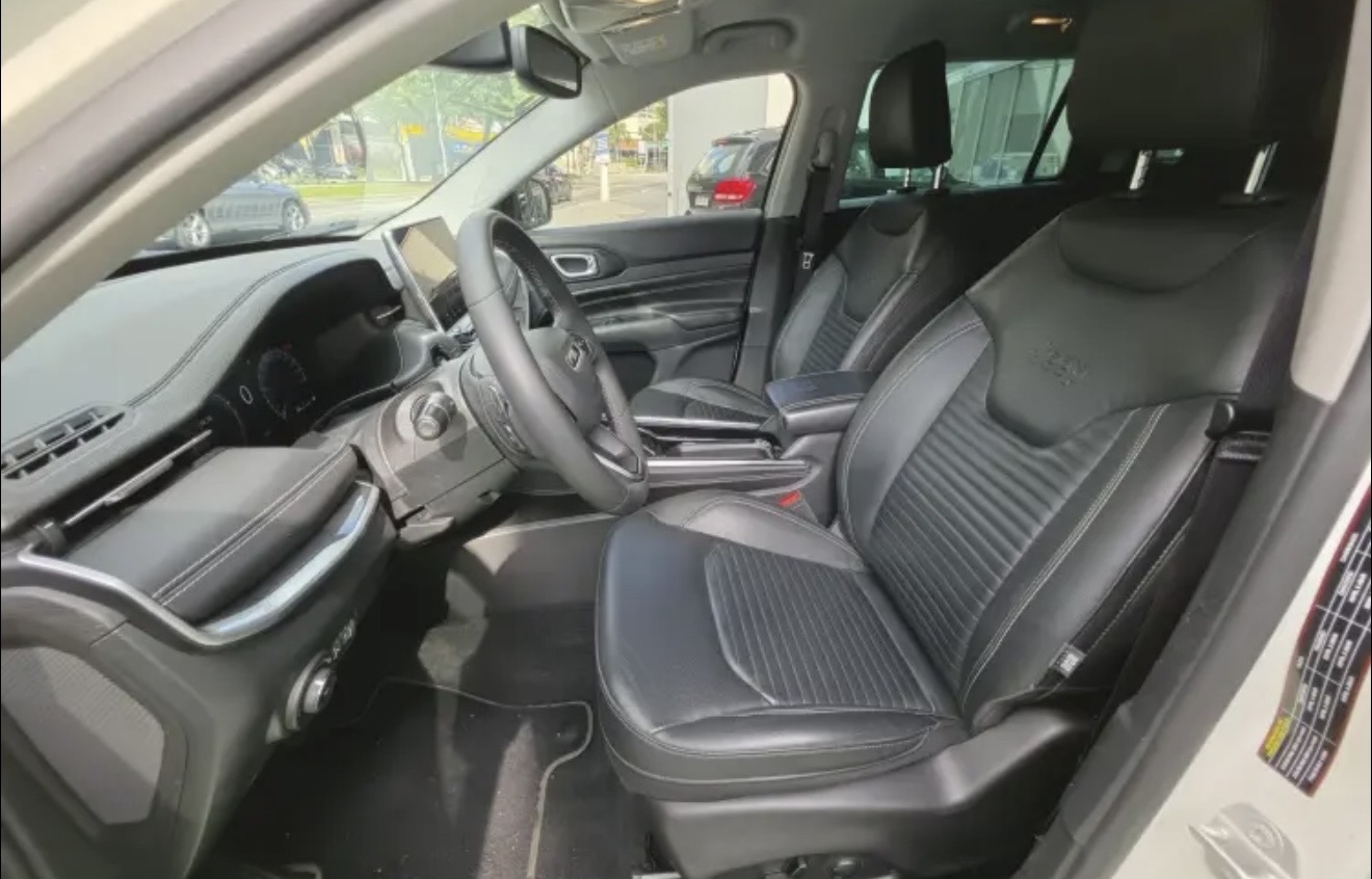 COMMANDER 1.3 T270 TURBO FLEX LONGITUDE AT69