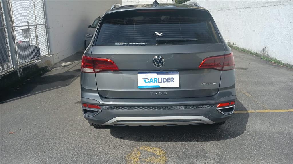 TAOS 1.4 250 TSI TOTAL FLEX HIGHLINE AUTOMÁTICO6