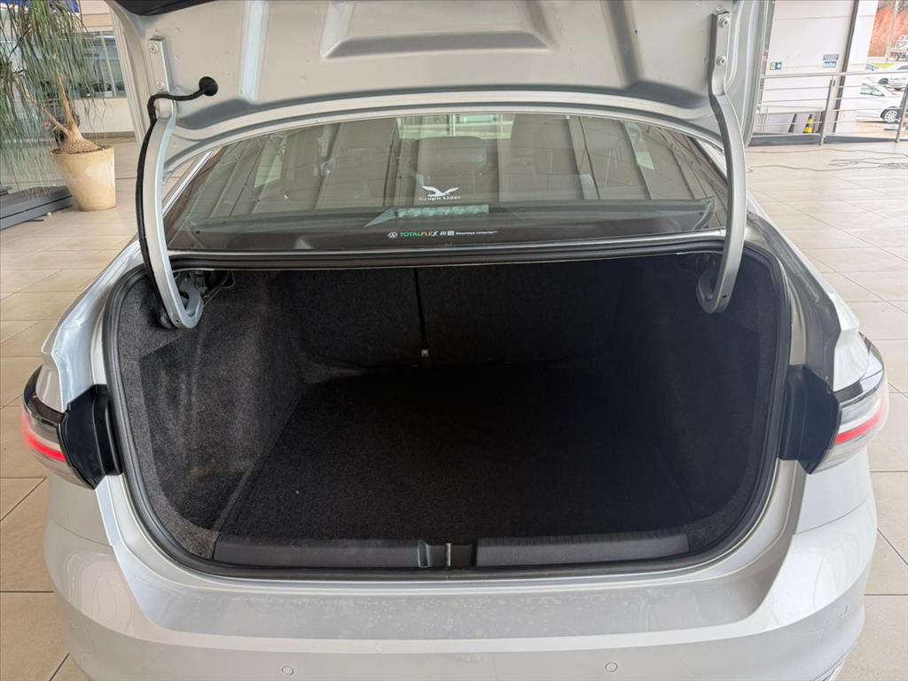 VIRTUS 1.0 200 TSI HIGHLINE AUTOMÁTICO14