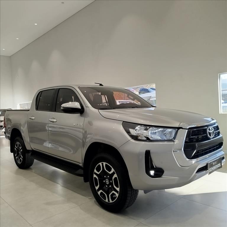 HILUX 2.8 D-4D TURBO DIESEL CD SRV 4X4 AUTOMÁTICO