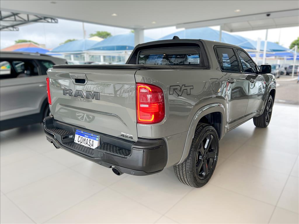 RAMPAGE 2.0 HURRICANE 4 TURBO GASOLINA R/T 4X4 AUTOMÁTICO5