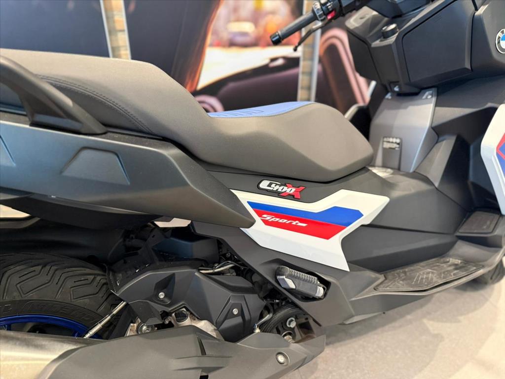 BMW Motorrad-C-400 X SPORT