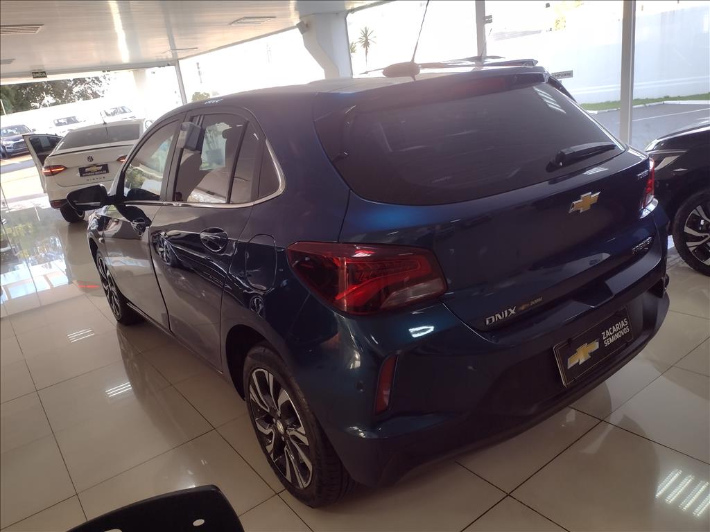 ONIX 1.0 TURBO FLEX PREMIER AUTOMÁTICO