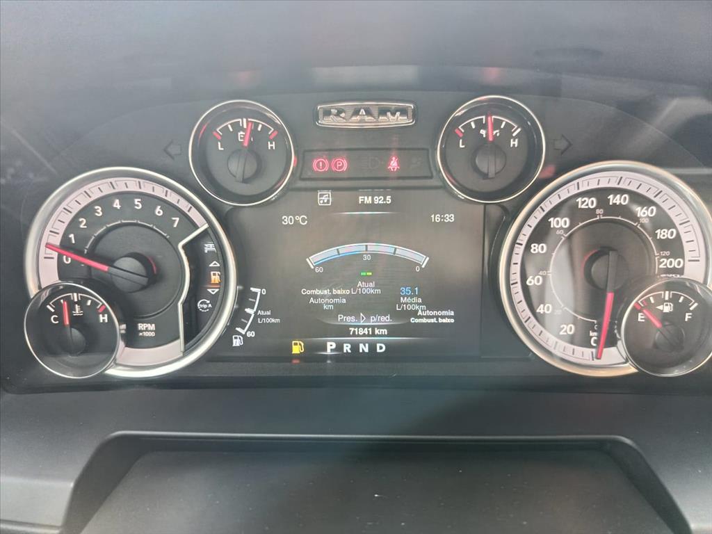 CLASSIC 5.7 V8 GASOLINA LARAMIE CD 4X4 AUTOMÁTICO6