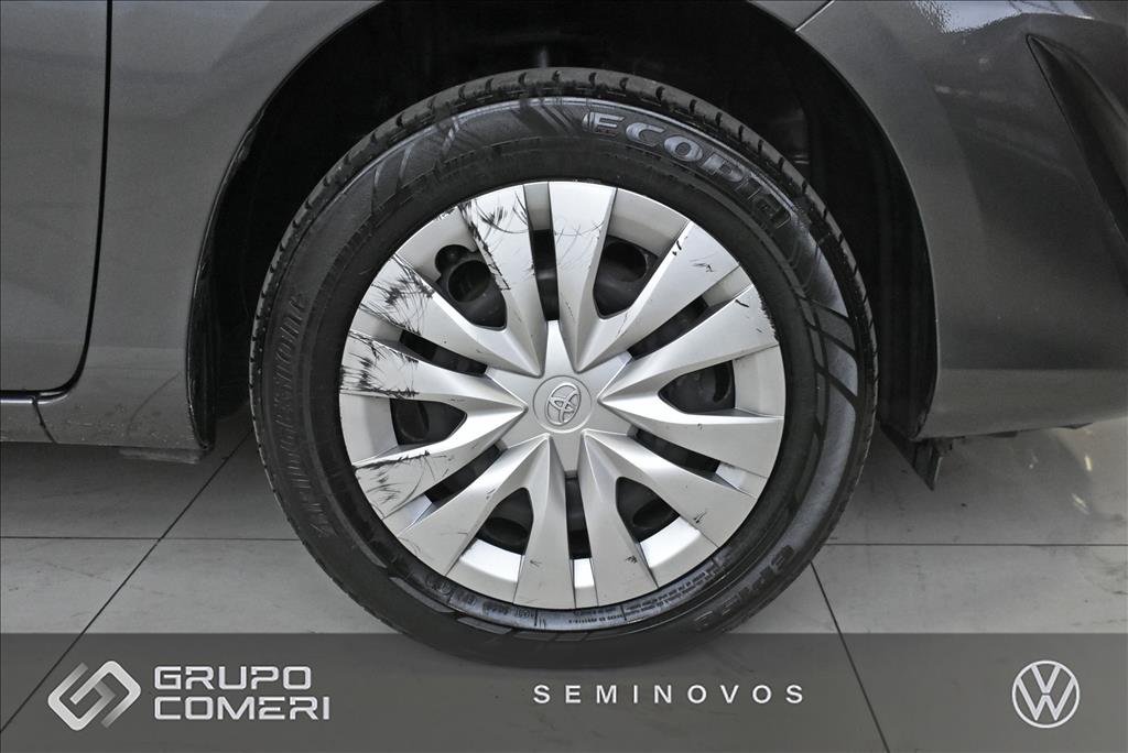 YARIS 1.5 16V FLEX SEDAN XL LIVE MULTIDRIVE15