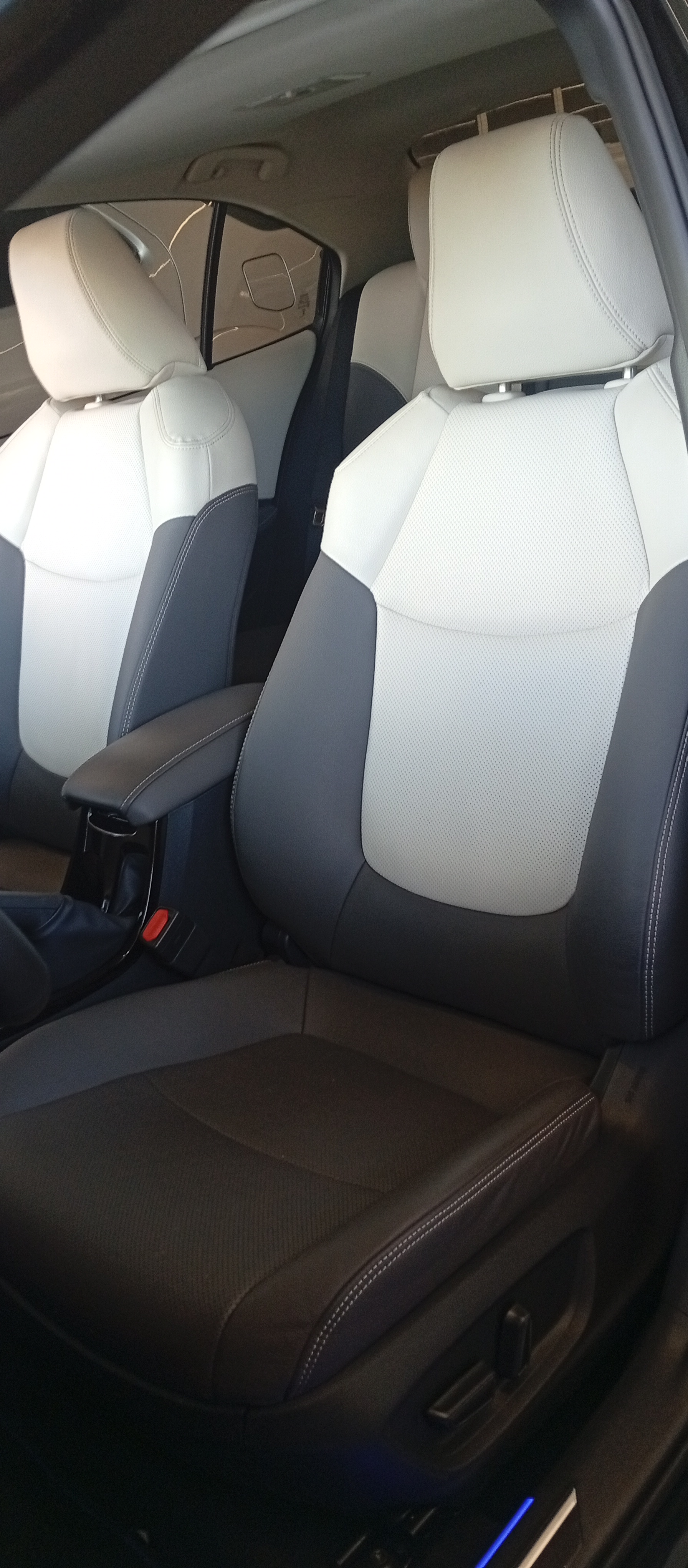 COROLLA 1.8 VVT-I HYBRID FLEX ALTIS PREMIUM CVT8