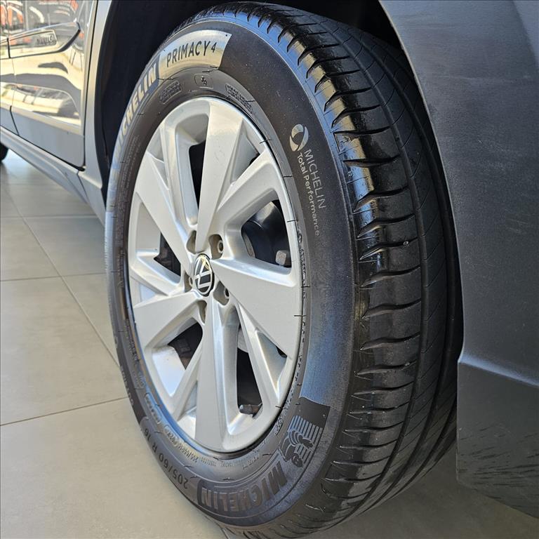 NIVUS 1.0 200 TSI TOTAL FLEX COMFORTLINE AUTOMÁTICO10