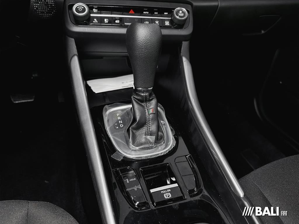 FASTBACK 1.0 TURBO 200 FLEX CVT12