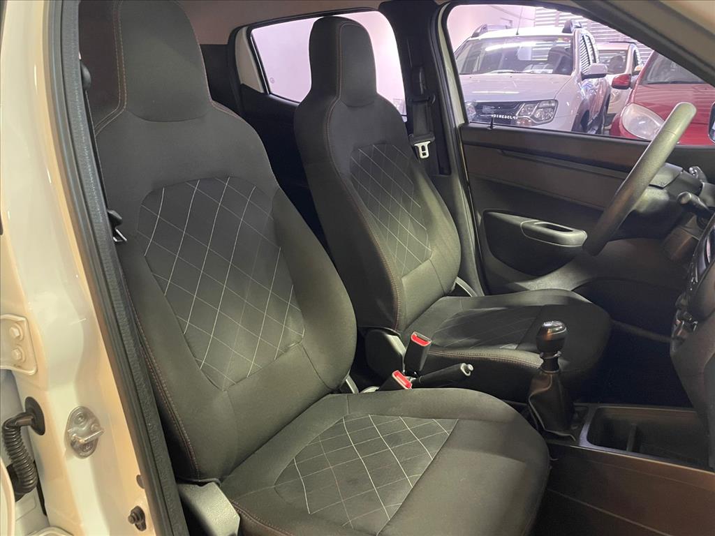 KWID 1.0 12V SCE FLEX ZEN MANUAL16