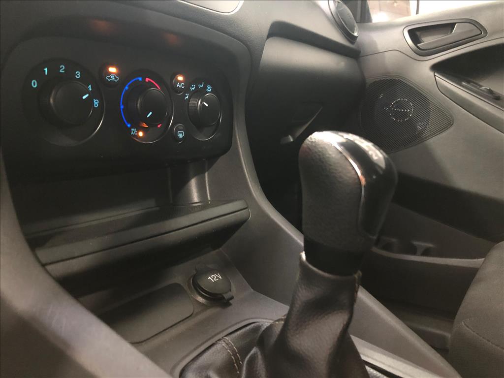 KA 1.0 TI-VCT FLEX SE SEDAN MANUAL