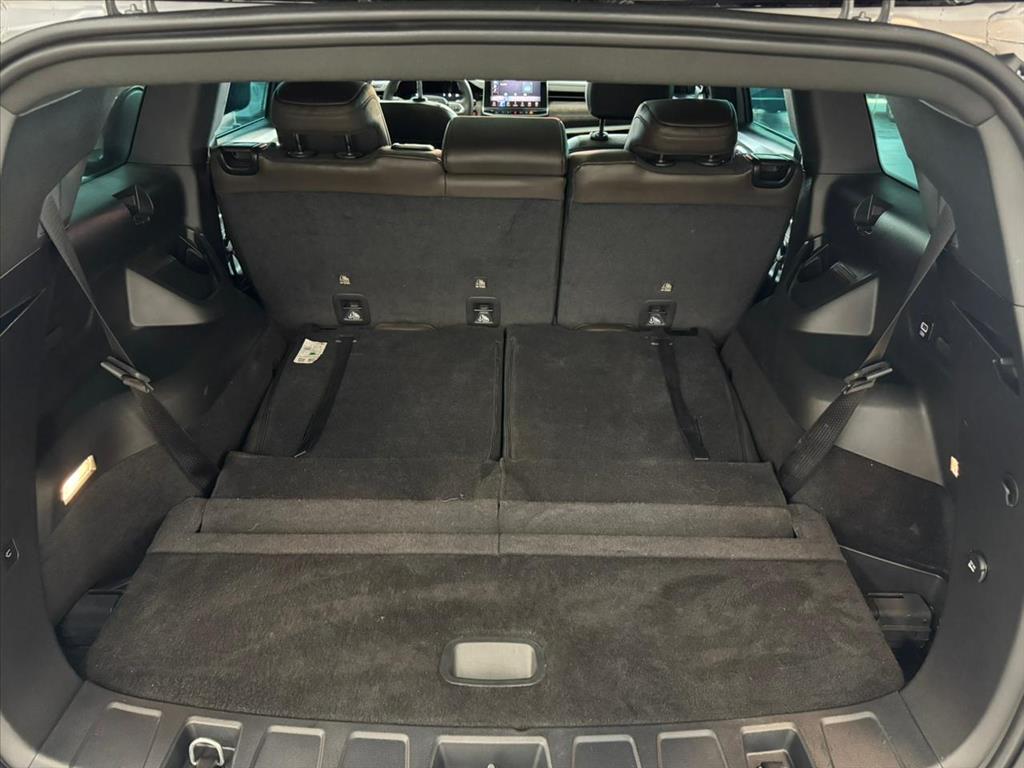 Jeep-COMMANDER-1.3 T270 TURBO FLEX OVERLAND AT6