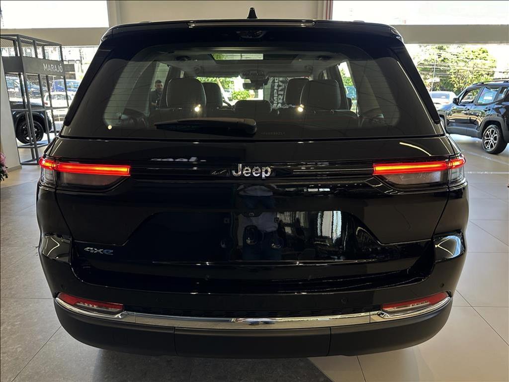 GRAND CHEROKEE 2.0 TURBO HÍBRIDO 4XE AT813