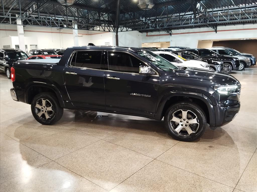 RAMPAGE 2.0 HURRICANE 4 TURBO GASOLINA LARAMIE 4X4 AUTOMÁTICO3