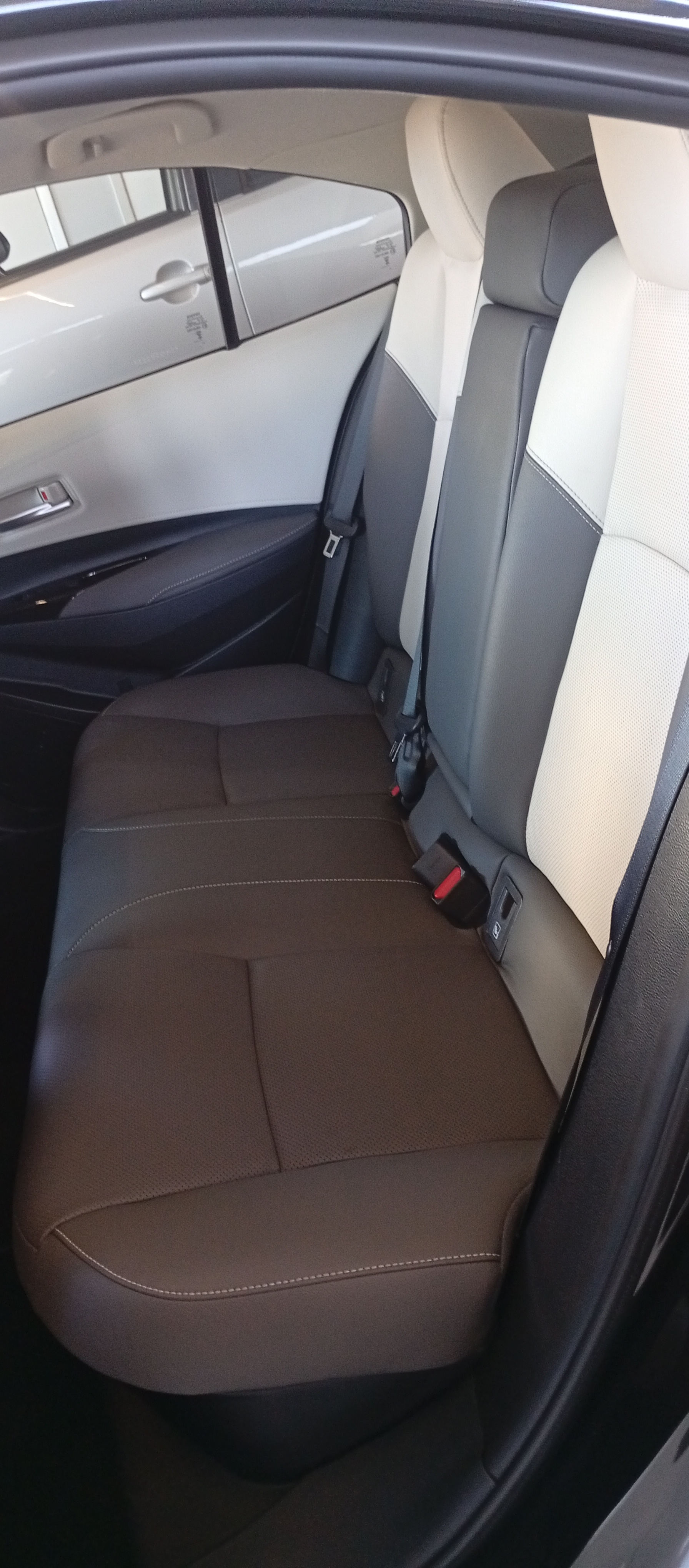 COROLLA 1.8 VVT-I HYBRID FLEX ALTIS PREMIUM CVT9