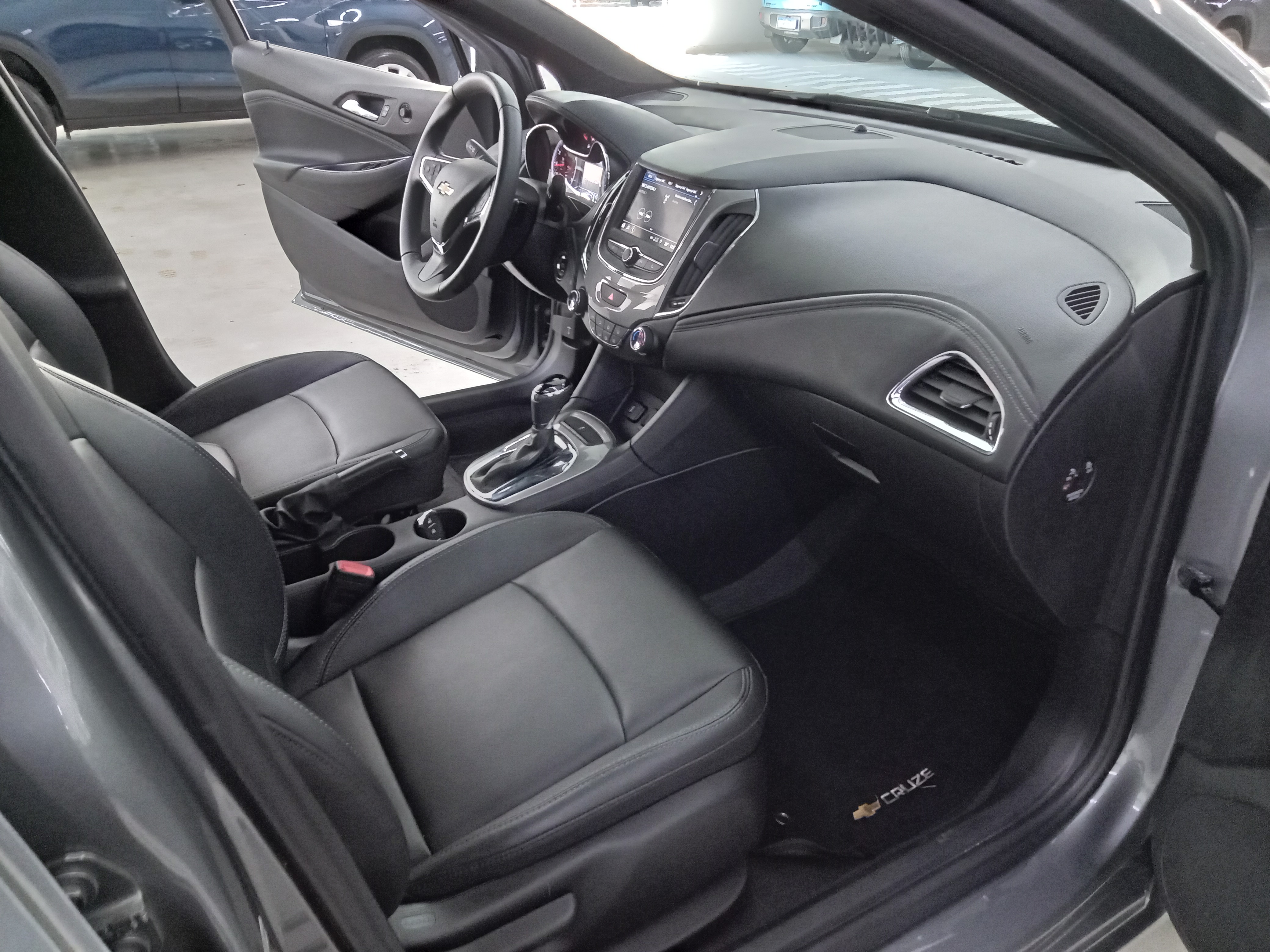 CRUZE 1.4 TURBO MIDNIGHT 16V FLEX 4P AUTOMÁTICO8