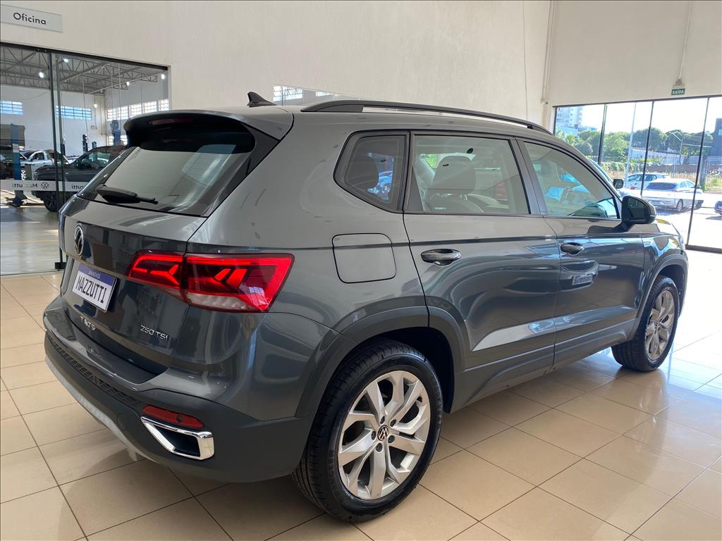 TAOS 1.4 250 TSI TOTAL FLEX COMFORTLINE AUTOMÁTICO5