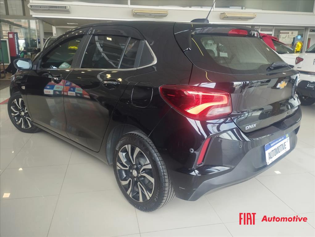 ONIX 1.0 TURBO FLEX PREMIER AUTOMÁTICO4
