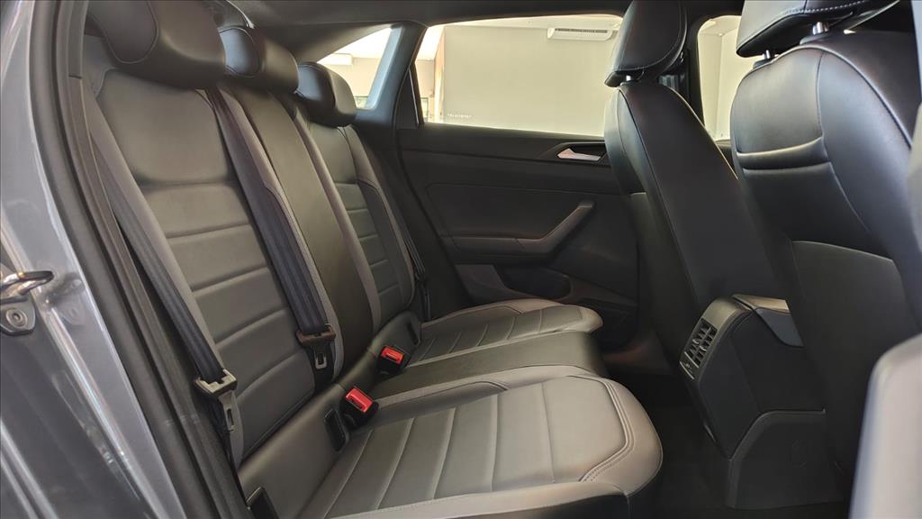 NIVUS 1.0 200 TSI TOTAL FLEX HIGHLINE AUTOMÁTICO14