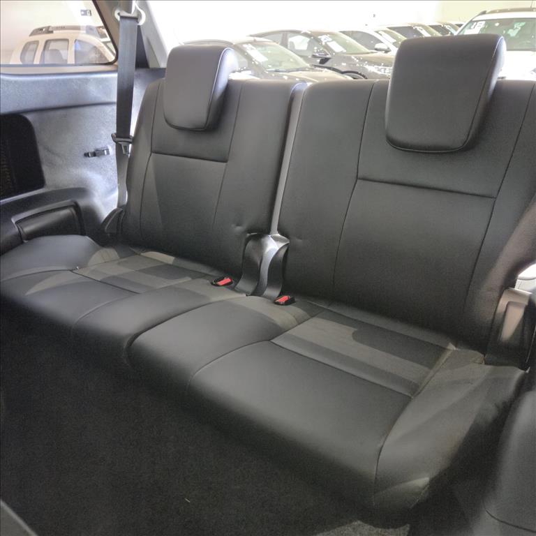 HILUX SW4 2.8 D-4D TURBO DIESEL SRX 7L 4X4 AUTOMÁTICO15