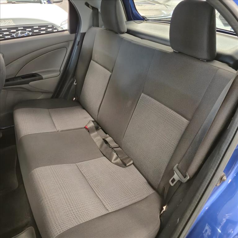 ETIOS 1.3 XS 16V FLEX 4P MANUAL11
