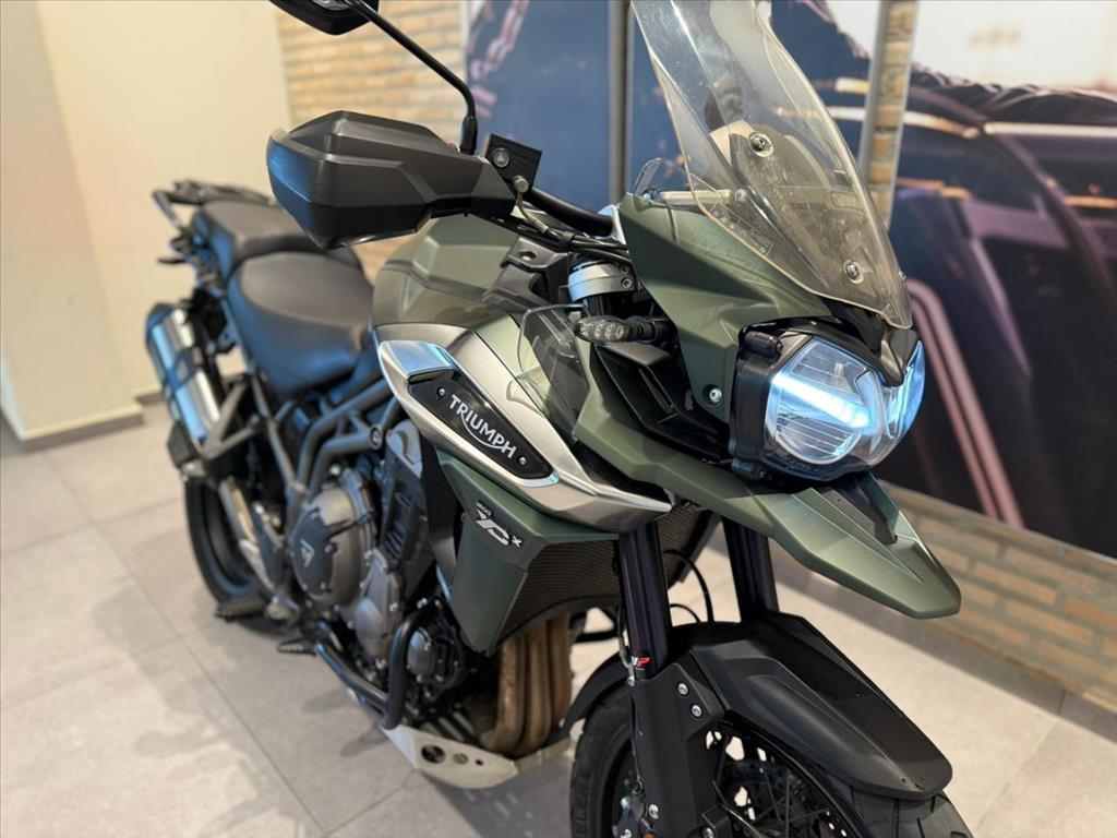 TRIUMPH-TIGER-1200 XCX