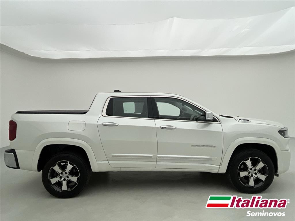 RAMPAGE 2.2 TURBO DIESEL LARAMIE 4X4 AUTOMÁTICO5