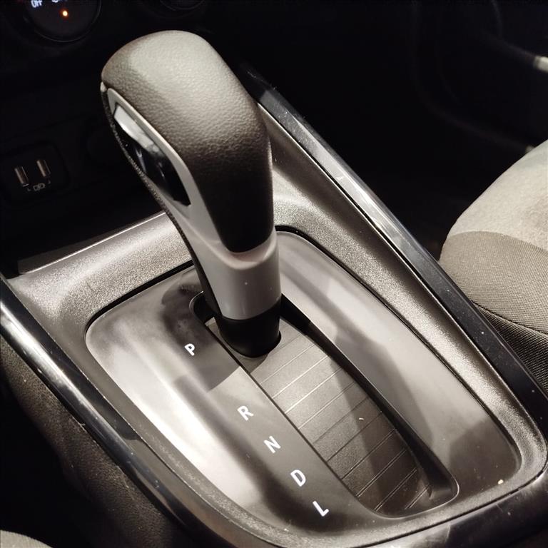 ONIX 1.0 TURBO FLEX AUTOMÁTICO