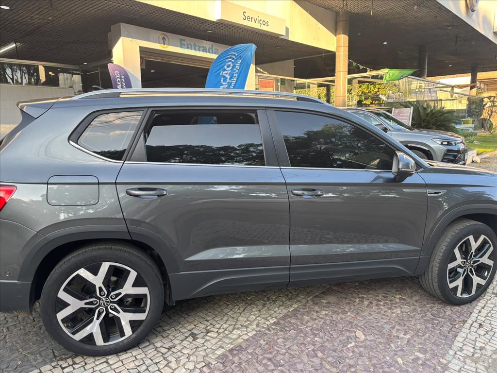 TAOS 1.4 250 TSI TOTAL FLEX HIGHLINE AUTOMÁTICO4