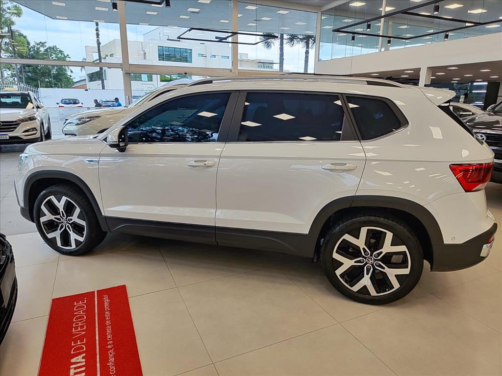 TAOS 1.4 250 TSI TOTAL FLEX HIGHLINE AUTOMÁTICO4