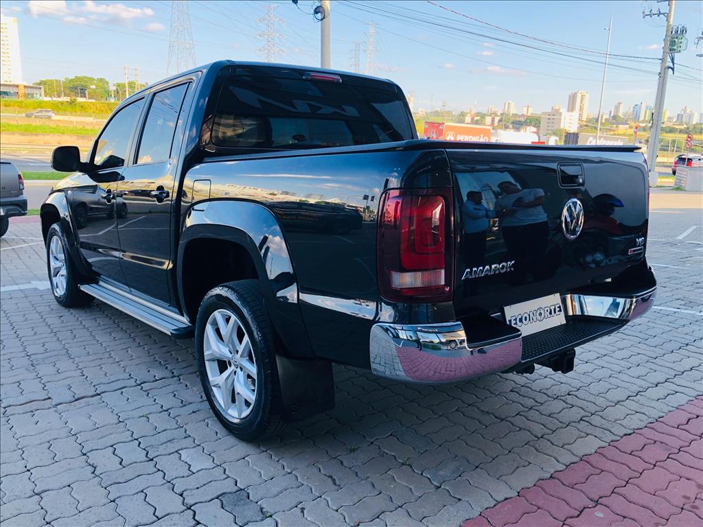 AMAROK 3.0 V6 TDI DIESEL HIGHLINE CD 4MOTION AUTOMÁTICO5