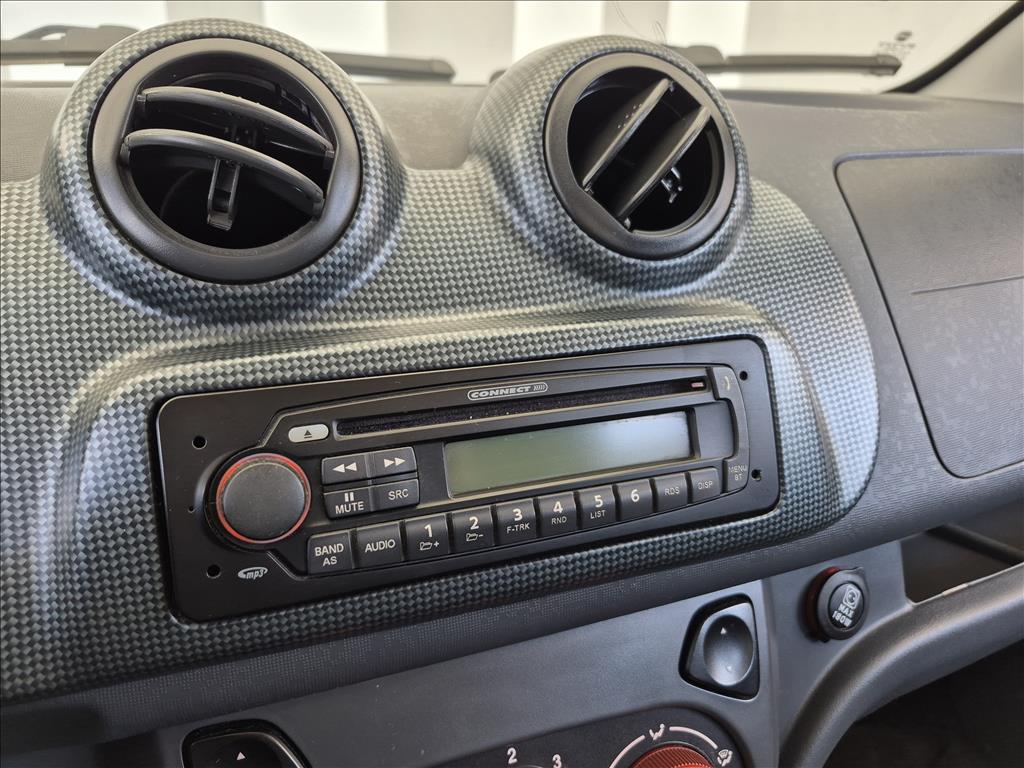 UNO 1.4 EVO SPORTING 8V FLEX 4P MANUAL9