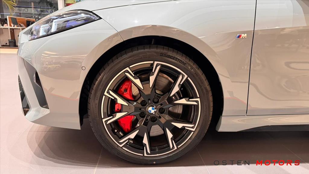 BMW-M 135i-2.0 16V TURBO GASOLINA XDRIVE STEPTRONIC
