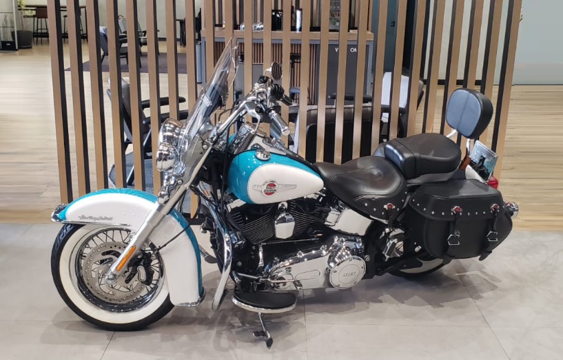 HARLEY-DAVIDSON-HERITAGE-SOFTAIL CLASSIC