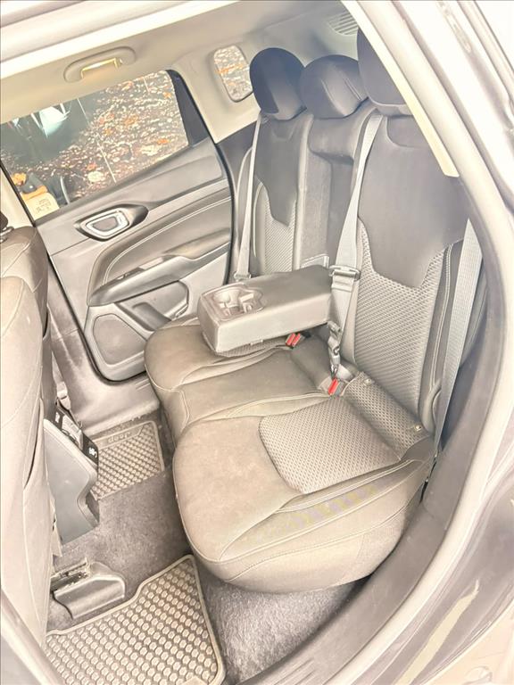 Jeep-COMPASS-1.3 T270 TURBO FLEX SPORT AT6